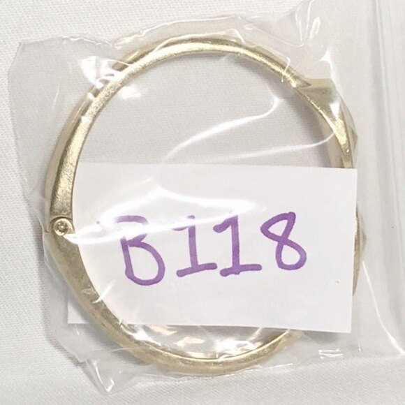 Lucky Brand Semi Precious Gemstone Hinged Bangle Gold Tone - Picture 8 of 9